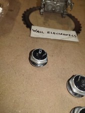Amphenol MC3F 91 3 Pin Female Connector 91-MC3F =NEW= ONE = picture