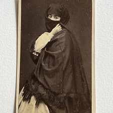 Antique CDV Photograph Beautiful Mysterious Veiled Woman Tapada Limeña Lima Peru picture
