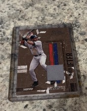 2004 Donruss Leather & Lumber - Derek Jeter #96 Materials Jerseys 147/150 picture