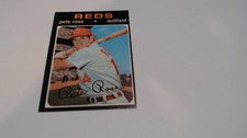Topps 1971 Pete Rose Cincinnati Reds Baseball Card Very Nice NO CREASES picture