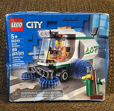 LEGO City Street Sweeper 60249 New Sealed Retired Damaged Box Poor little guy picture