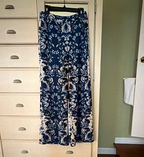 Tuckernuck Women’s Floral Knit Wide-Leg Pants Zip 30” inseam picture