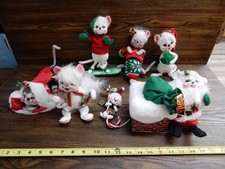 Vintage lot of 7 Annalee Christmas Figures 1992-2009 (6 dolls/ 1 ornament) picture