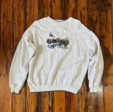 Vintage C&B Sport by Croft & Barrow Men's embroidered Deer Cabin sweatshirt picture