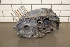 1973-1975 Yamaha RD350 RD250 R5 Crankcases OEM 278-15100-02-00 picture