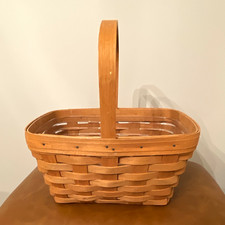 VTG Longaberger Handwoven USA Basket  11x8x11 plastic liner included.  1988 picture