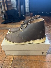 New in Box Clarks Desert Boot Beeswax picture