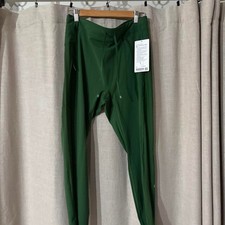 Green lululemon no line high rise picture