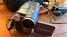 Sony Handycam CCD-TRV328 Hi8 20x/990x 2.5