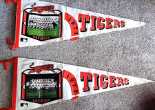 Vintage 1971 and 1972 Detroit Tigers Team Photo Pennants picture
