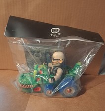 New Kaiju One SOFUBI crocodile car and driver biker vinyl figure & vehicle Rare picture