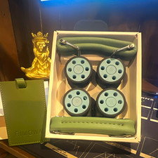 RARE RIMOWA UNIQUE Cactus Green Bundle 4 Wheels  + 2 Handles  + Tag -1 of 1  picture