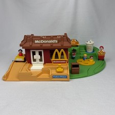 Vintage 1989/1990 Fisher Price Little People McDonalds Complete Playset #2552 picture