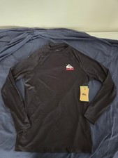Quicksilver Mens Rash Gaurd Long Sleeve Shirt Size XL (NWT) picture