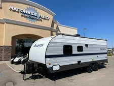 2022 Gulf Stream Enlighten 25BH Travel Trailer RV Bumper Pull picture