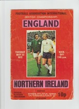 England vs. Northern Ireland  Soccer Program Wembley Stadium 1972 George Best picture