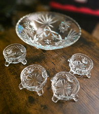 Hocking Early American Prescut Star of David 5-Piece Footed Bowl Set picture