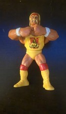 Hulk Hogan WWF Wrestling Figure WWE Hulkster Hug 1991 Titan Sports 4.5” picture