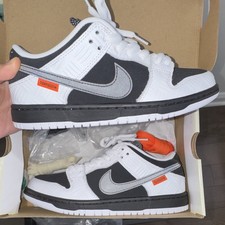 Nike SB Dunk Low Pro Tightbooth Black White Skateboarding Shoes picture