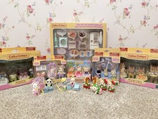 Huge Calico Critter/Syvilian Families Lot picture