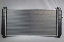 Radiator fits 2001-2014 GMC Yukon XL 1500 02-14 Cadillac Escalade Primary picture