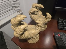 Design Toscano Talons of the Dunheviel Dragon Wall Sculptures NG32489 picture