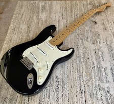 1995 Fender American Standard Stratocaster Black RH Maple Neck picture