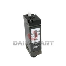 SMC NEW IS1000-01S PLC PRESSURE SWITCH picture