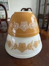 Vintage Pyrex # 401 and #402 Butterfly Gold Flowers Mixing Nesting Bowls READ picture
