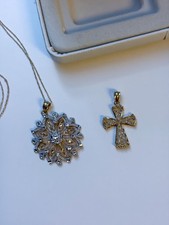 Kohl's 10K Gold Cross Necklace w/ 2 Interchangeable Pendants Cross & Mandala picture