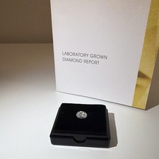 IGI Lab-Grown Diamond 1.00ct Oval Brilliant D VS1 EX 7.95x5.37mm picture