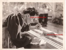 THE DEVIL DOLL MOVIE PHOTO '36 TOD BROWNING Raffaela Ottiano SHRUNKEN DOG Horror picture