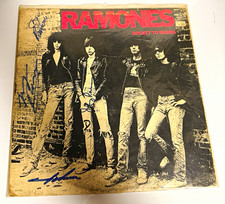 Autographed Ramones Rocket To Russia 12