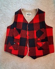 Vtg Woolrich Men’s Large Sherpa Lined Red Buffalo Check Button Snap Wool Vest picture