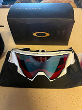 Oakley flow scape white size medium snow goggles BRAND NEW INTERCHANGEABLE LENS picture