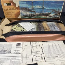 Revell/Monogram Model 1/96 U.S.S. Kearsarge Open Damaged Box Sealed Bag READ DET picture