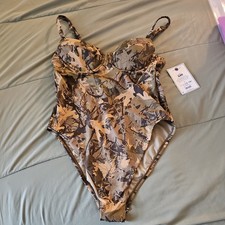 Kacey Lee Musgraves Camo Underwire One Piece Swimsuit Size L(12-14) NWT  picture