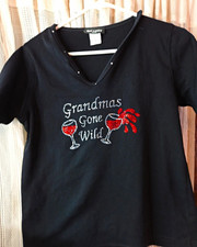 Get Lucky Women’s Black V-Neck Short Sleeve Graphic T-Shirt Rhinestone, S picture