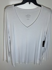 Torrid Super Soft V Neck Long Sleeve Top White Size 2 (2X) NWT picture