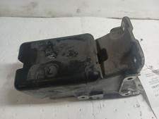 L85-6130A Peterbilt 579 Hood Stop (11977918 picture