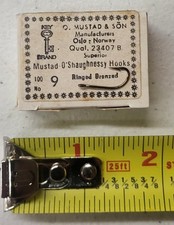 Mustad O'Shaughnessy Hooks, # 9, 100 Count, 1 Box (New) 23407 B picture