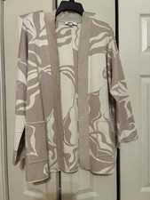 Chico’s Beautiful New Jacket With Pockets, Size Large picture