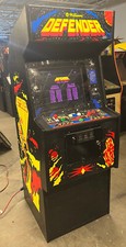 DEFENDER ARCADE MACHINE by WILLIAMS 1981 (Excellent Condition) *RARE* picture