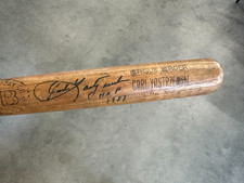 1989 Carl Yastrzemski Signed Autographed Bat picture