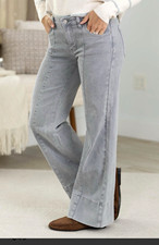 Zenana Women’s Gray Denim Wide-Leg High Rise Jeans 5-Pocket Zip Button picture