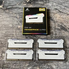 Corsair Vengeance RGB PRO 32GB (4x8GB) DDR4 3600MHz C18 RAM CMW32GX4M4C3600C18W picture