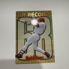 1999 Topps #220bm Mark McGwire : HR 68 picture