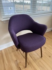 Authentic Knoll Eero Saarinen Executive Chair With Wood Legs picture