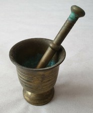 Antique 19th Century Style Brass Pestle and Mortar 2.4kg Heavy 5