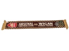 Incredibly Rare Official Arsenal Retro Football Scarf - Final Highbury Match picture